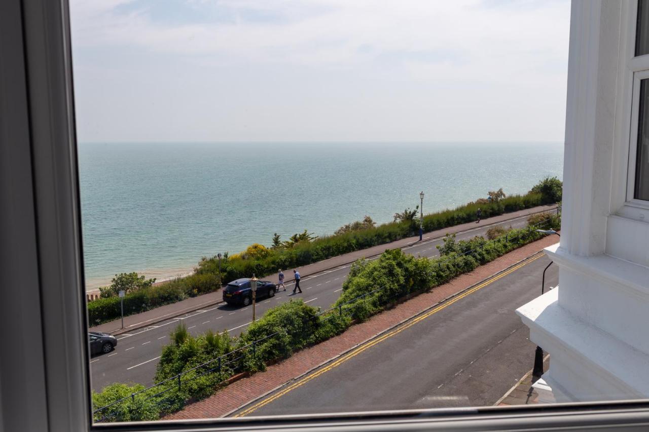 The Halcyon Bed & Breakfast Eastbourne Exterior photo